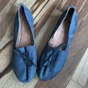 NEW Bueno By Anthro Dress‎ Shoes Seude Navy 39